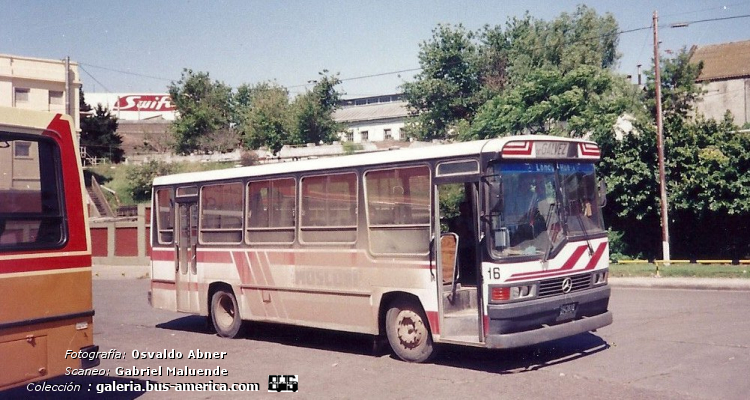 Mercedes-Benz OF 1215 - Corwin - Mosconi
Mosconi (V.G.Galvez), interno 16

Fotografía: Osvaldo Abner
Scaneo: Gabriel Maluende
Colección: www.bus-america.com
