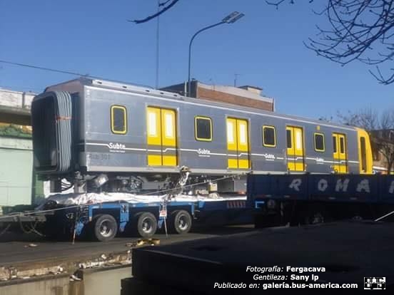 Alstom (en Argentina) - S.B.A. operado por Metrovías
RCB 301
http://galeria.bus-america.com/displayimage.php?pid=37393
http://galeria.bus-america.com/displayimage.php?pid=37394
http://galeria.bus-america.com/displayimage.php?pid=37396
http://galeria.bus-america.com/displayimage.php?pid=37397

Fotografía: Fergacava
Gentileza: Sany Lp
