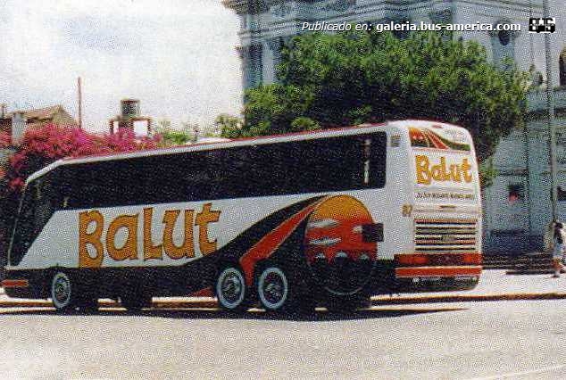 Mercedes-Benz O-373 RSD - Imeca GTR 18 - Balut
http://galeria.bus-america.com/displayimage.php?pid=35944

Fotografía: ¿?
Colección y gentileza: Marcos Zambrano
