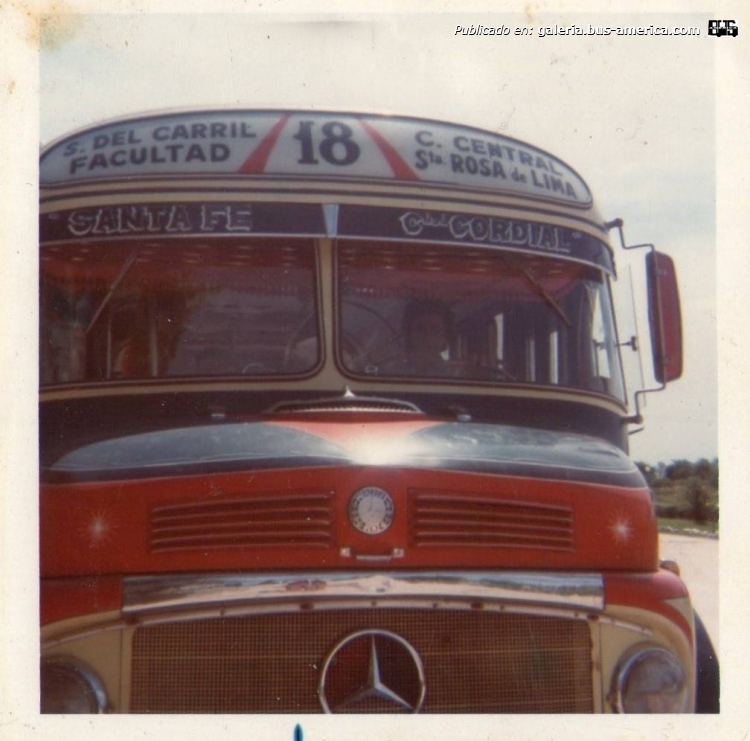 Mercedes-Benz LO 1112 - Costa Brava
Fotografía: Blas Schmidt (que aparece en la imagen)
