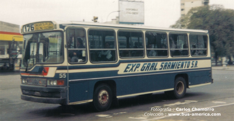 Mercedes-Benz OF 1214 - Suyai 2001-92-002 - Exp. Gral. Sarmiento
Fotografía : Carlos Chamorro
