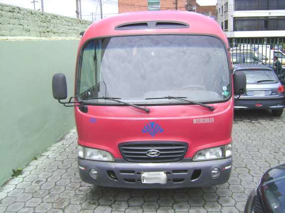 Bus Expreso Escolar y Personal - Hyundai (en Ecuador)
