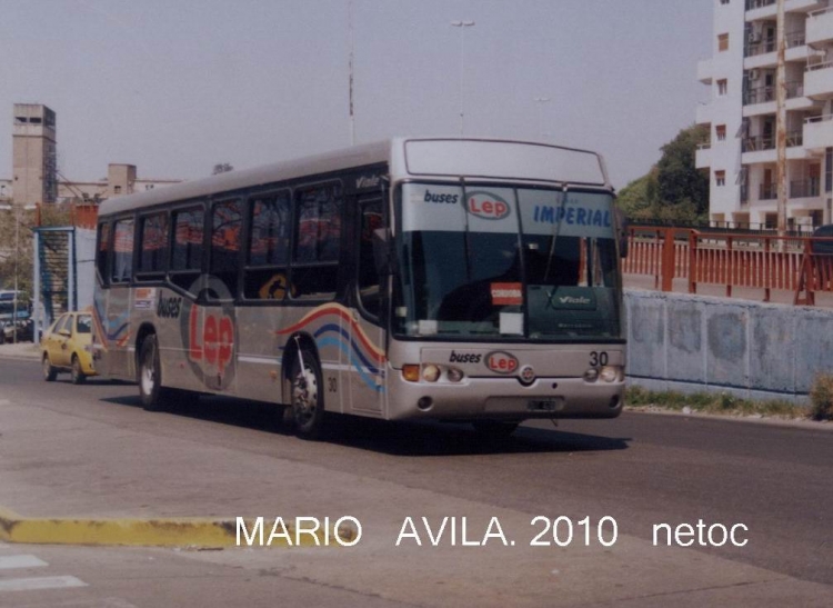 BUSES LEP
SALIENDO  DE  NETOC.
