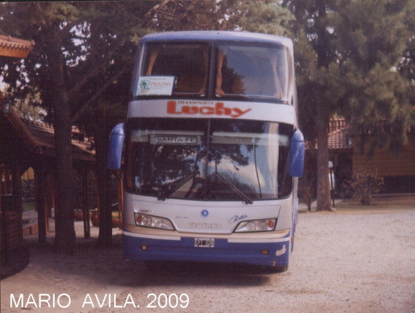 TRANSPORTE  LUCHY
ESTACIONADO  EN  MERLO .
