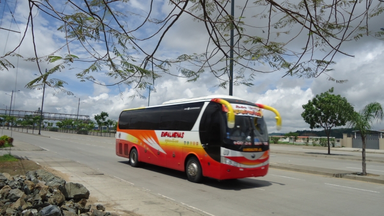 Yutong ZK6100HB (en Ecuador) - Rutas Empalmeñas
