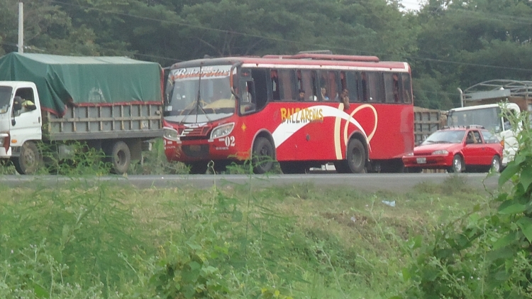Nissan 205 Picosa (reformado)
