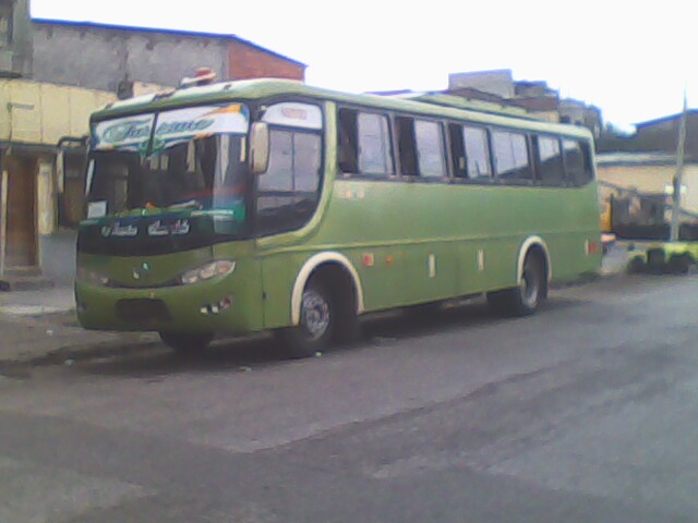 BUS DE TURISMO
FOTO TOMADA EN LA CUIUDAD DE GUAYAQUIL
