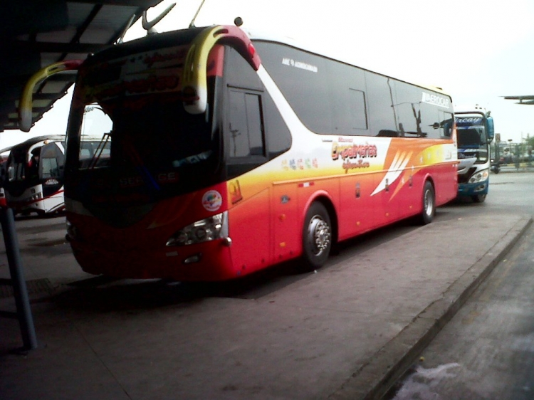 YUTONG ZK6119H (EN ECUADOR) - Rutas Empalmeñas , EL ROJO 21
TERMINAL TERRESTRE DE GUAYAQUIL
