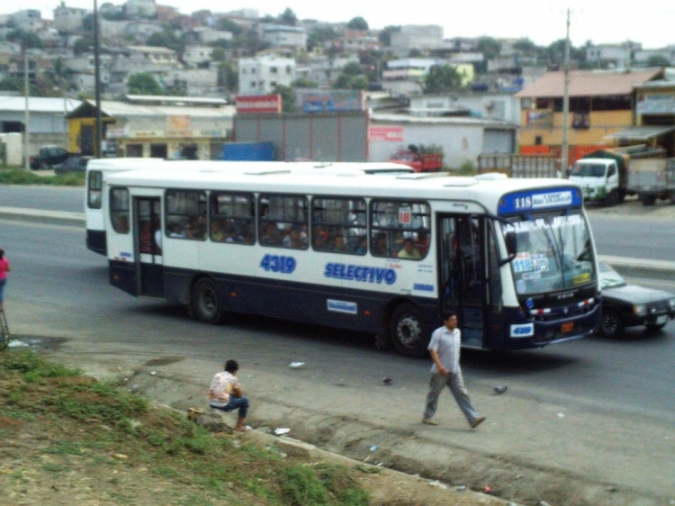 CAIO APACHE VIP (EN ECUADOR) - COOP. RIO AMAZONAS
IMAGEN DEL BUSOLOGO MAX
