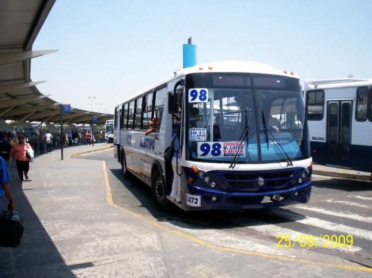 m & l
foto de carrocerias m & l tomada en el terminal terrestre de la cuidad de guayaquil
