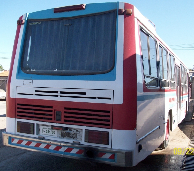 LOS QUE YO MANEJE!!!
DFG954
MICRO-SUR AL SERVICIO DE R. FOURNIER
