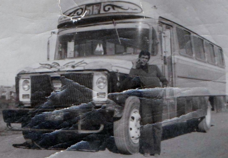 MARCELO SALGADO
http://galeria.bus-america.com/displayimage.php?pos=-12748
VALIOSISIMO MATERIAL FOTOGRAFICO DEL SR. JORGE BENUZZI.PROPIETARIO HISTORICO DEL INTERNO Nº15 DE LA CIA. RIVADAVIA,DE LA CDAD. DE BAHIA BLANCA
