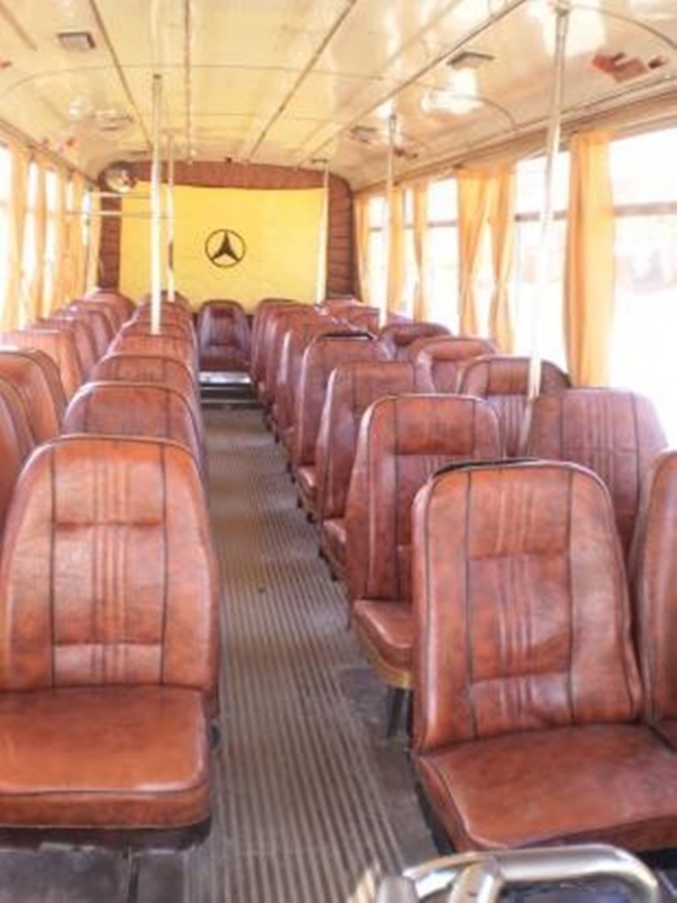 MARCELO SALGADO
FOTO EXTRAIDA DE:
http://www.alamaula.com/buenos-aires/colectivos/colectivo-urbano-mb-1215/2394092
