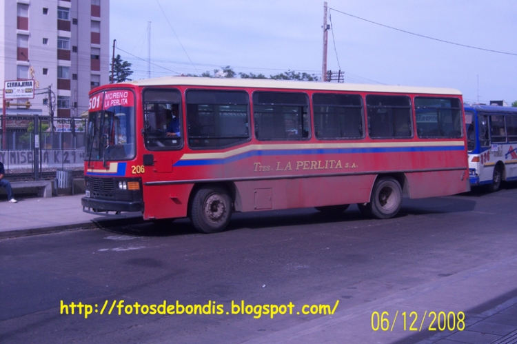 LNEA 501 - TRANSPORTES LA PERLITA S. A. EN ESTACIN DE MORENO
Palabras clave: 501 PERLITA MORENO CND