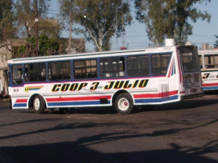 COOP. 3 DE JULIO 83
coche 83 de la coop 3 de julio, ex linea 92
Palabras clave: coop 3 de julio