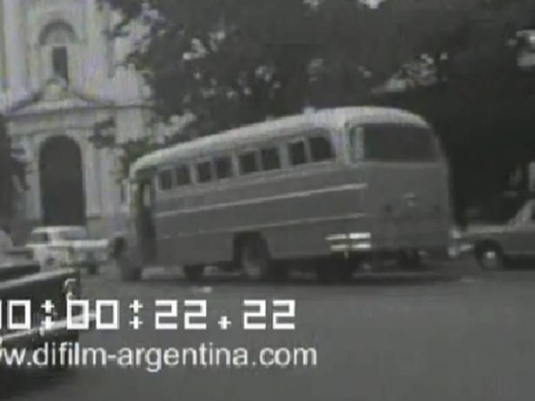 Mercedes-Benz LO 911 - El Detalle - La Unión
Línea 202 - Interno 36
ARCHIVO DI FILM LA PLATA
