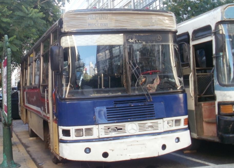 Mercedes-Benz OF 1214 - Ei-Var - El Nuevo Alpino
http://galeria.bus-america.com/displayimage.php?pid=30574
Palabras clave: Mercedes-Benz OF 1214 - Eivar- Coop. Trans. El Nuevo Alpino