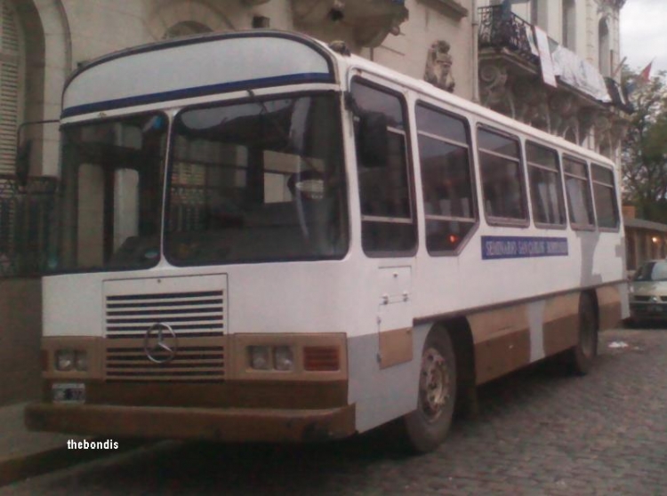 Mercedes-Benz OF 1214 - El Diseño - Seminario San Carlos Borromeo
Palabras clave: OF 1214 El Diseño