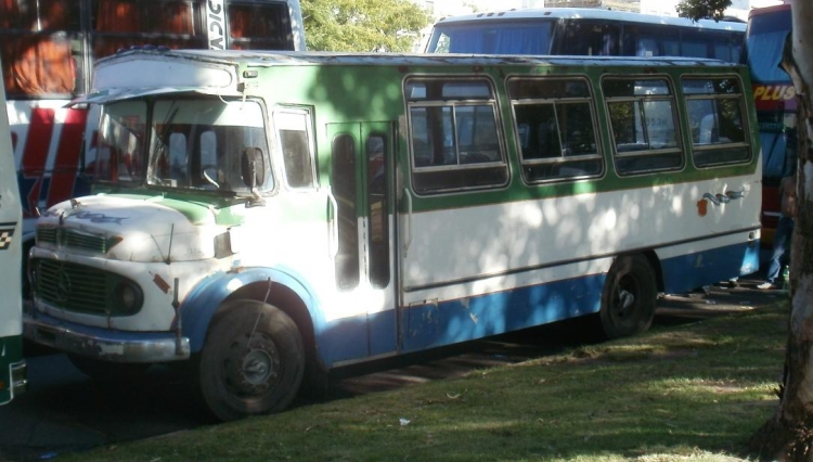 Mercedes-Benz LO 1114 - Suyai - Desconocido
Ex Expreso Villa Nueva
Palabras clave: Ex Expreso Villa Nueva 1114 Suyai