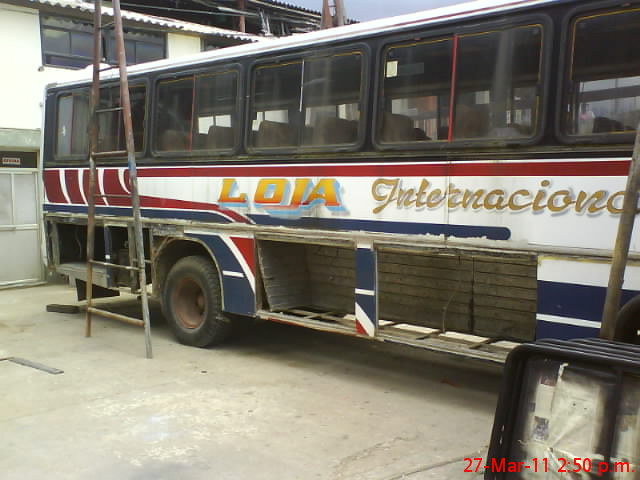 Mercedes-Benz OF - Marcopolo Viaggio GV 1000 (en Ecuador) - Loja , RECONSTRUCCION BUS INTERPROVINCIAL
TAK942
