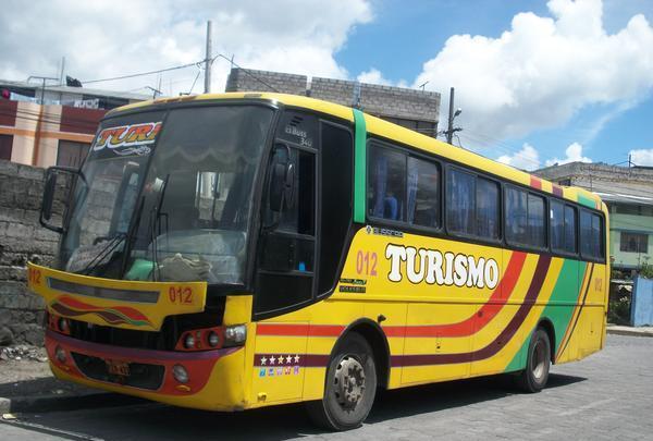 Volkswagen 16-210 Carroceria Busscar El Buss 340 (En Ecuador)
Coop Turismo
Servicio Urbano Interparroquial de Rumiñahui
Movil 012
Palabras clave: Volkswagen 16-210 Carroceria Busscar El Buss 340 (En Ecuador)