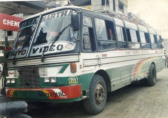 Mercedes Benz ¿ 13 17 ? Carroceria Olimpica
Coop Santa Martha
Movil 20
Imagen tomada de Facebook de Boris Cadena
Palabras clave: Coop Santa Martha Movil 20