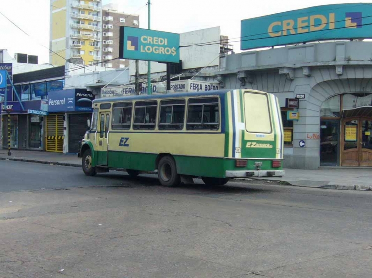 Mercedes Benz 1114 - Ottaviano - EZ
MB1114 Ottaviano de la EZ
