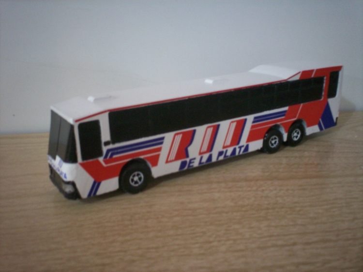 DIC-MAQUETA
maqueta en escala 1.50 carroceria DIC 1014 LD GL GIGANTE empresa RIO DE LA PLATA
Palabras clave: JUGUETE-MAQUETA (REPRODUCCION EN MINIATURA)