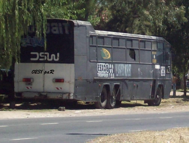Mercedes-Benz - D.I.C. LD 10-14 - Tiburón Rally
B 2062543 - RBI 690

http://galeria.bus-america.com/displayimage.php?pos=-24557
http://galeria.bus-america.com/displayimage.php?pos=-24558
http://galeria.bus-america.com/displayimage.php?pos=-24560
Palabras clave: TRANSFORMADO