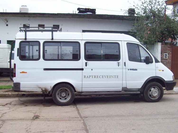 Gaz Gazzelle G-2217D (en Argentina)
COJ662
http://galeria.bus-america.com/displayimage.php?pos=-17643
http://galeria.bus-america.com/displayimage.php?pos=-17644
http://galeria.bus-america.com/displayimage.php?pos=-17645
Palabras clave: Minibus