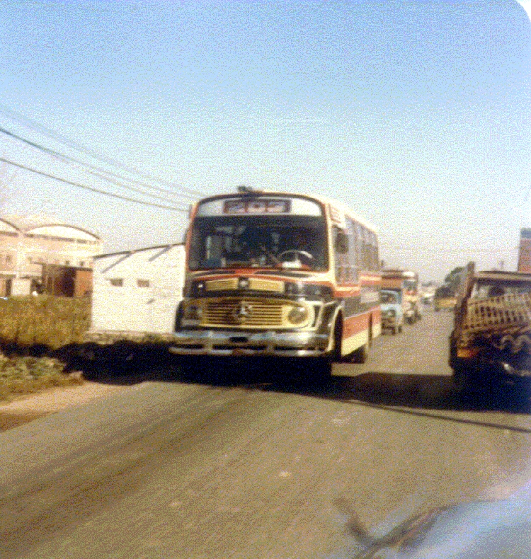 Mercedes-Benz LO 1114 - Costa Brava - L.I.S.A.
Imagen dedicada a Carlos Sueiro, de paso si nos ayuda con el interno.
Palabras clave: LA INDEPENDENCIA