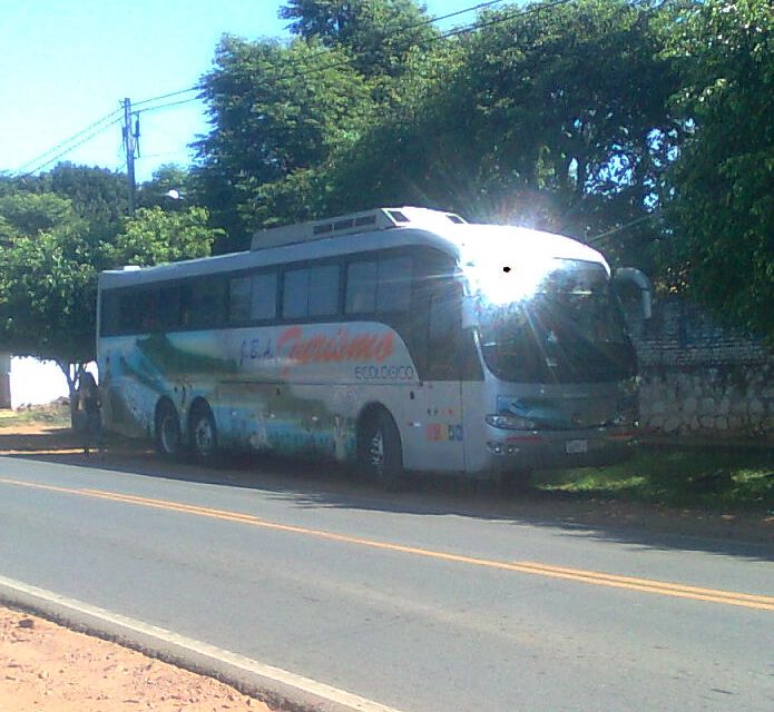 Mercedes-Benz ¿0-400? - Marcopolo Paradiso (en Paraguay) - Turismo
Fotografia: Dear
Palabras clave: MB