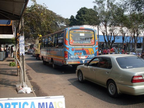 Mercedes-Benz 914 C Electronico - San Luis - Linea 128 , Lago Azul S.R.L.
AXU751
BUS 914 ELECTRONICO DE LAGO AZUL_PARTE TRASERA
Palabras clave: MB