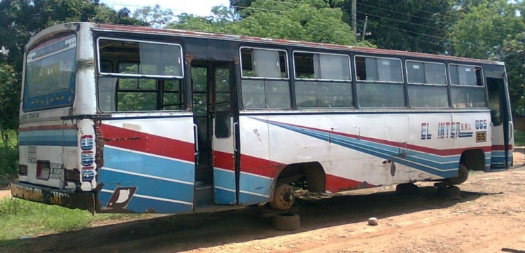 Caio Amelia (en Paraguay) - EL INTER DESMANTELADO
ESTE BUS SE ENCUENTRA ACTUALMENTE DESMANTELADO
Palabras clave: MB