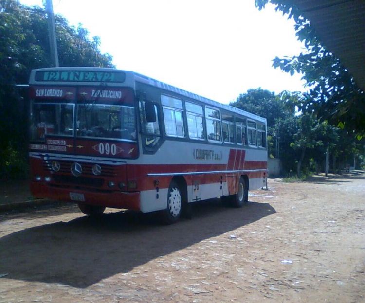 Mercedes-Benz OF 1318 - El Tigre - Linea 12 , Curupayty S.R.L.
Fotografia: Dear
Palabras clave: MB