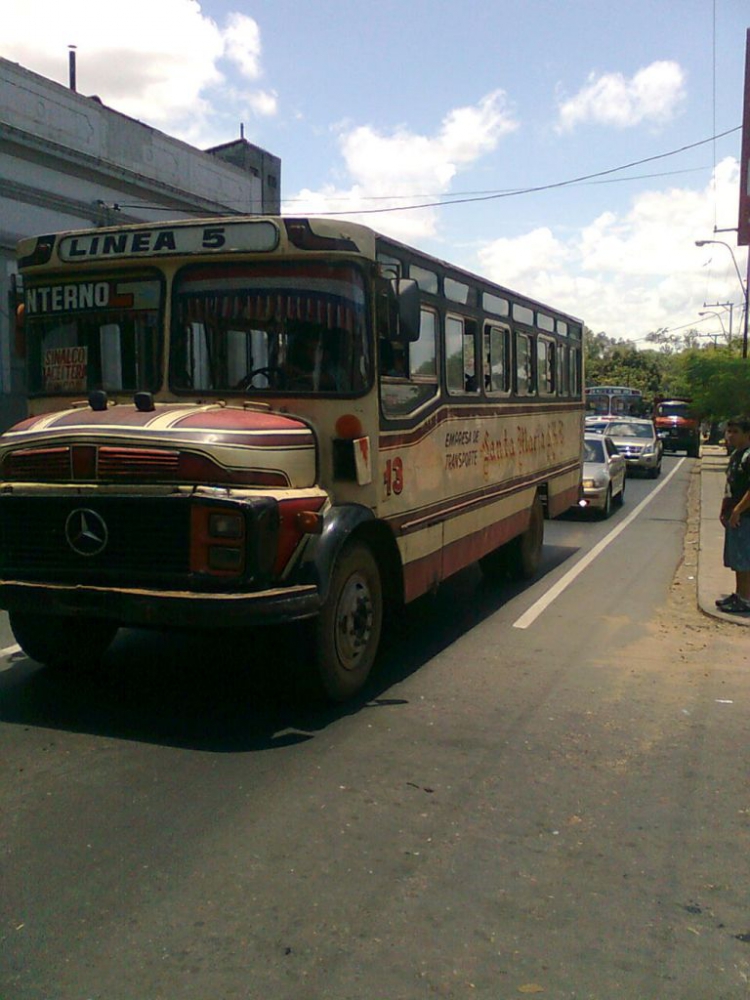Mercedes-Benz L 1113 - Santa Maria S.R.L. , Linea 5
Municipal de San Lorenzo

ex linea 18 coche 03
Palabras clave: MB