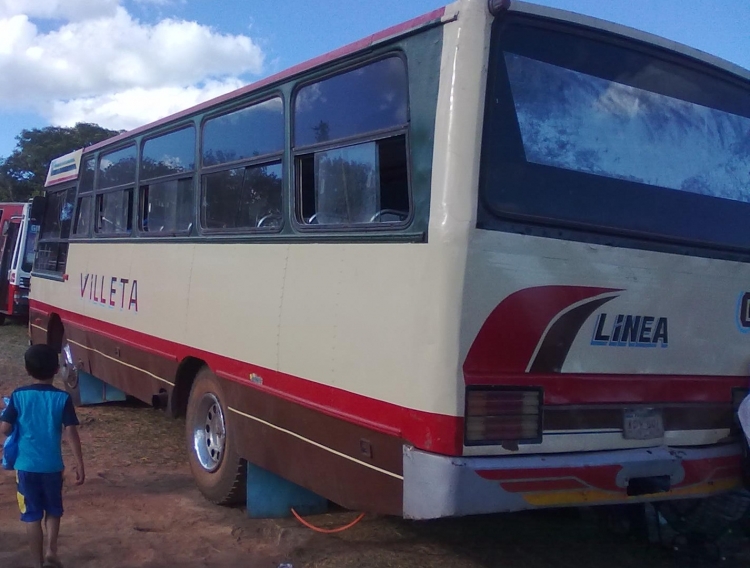 Mercedes Benz LPO 1113 - Caio BelaVista II (reformada en Paraguay, por San Jorge) - Villeta AM
Villeta AM - Interno 06

Caio Gabriela I o Bela Vista II, reformado en los 90 por San Jorge
Palabras clave: MB