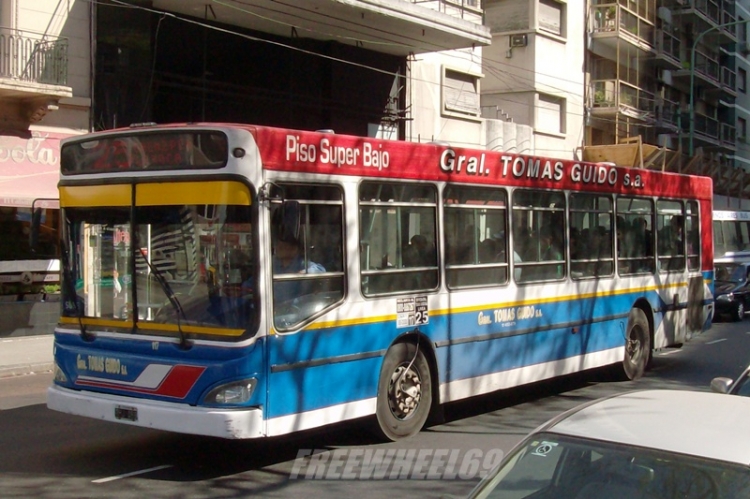 Mercedes-Benz OH 1721 L SB - Ugarte - General Tomás Guido
Línea 25 - Interno 117
