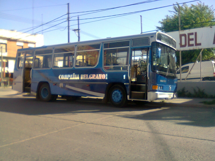 Mercedes-Benz OF 1214 - Eivar - Cia Belgrano S.A INT 1
http://galeria.bus-america.com/displayimage.php?pos=-17236
Palabras clave: facu eivar cia belgrano s.a