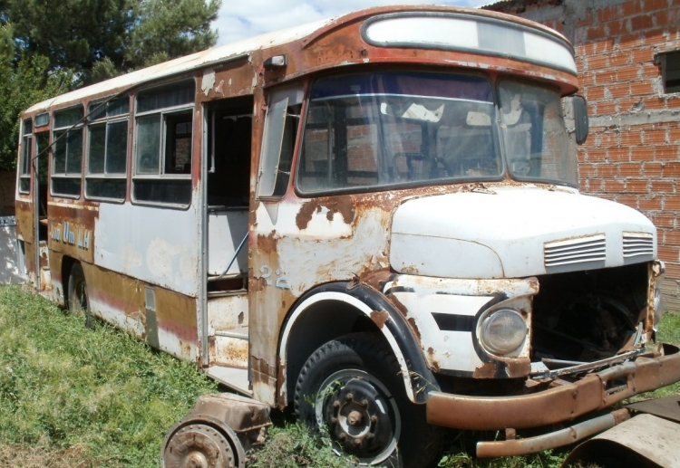 Mercedes-Benz / LO 1114  - La Preferida - Ex int Nº22 La Bahiense
http://galeria.bus-america.com/displayimage.php?pos=-4175
http://galeria.bus-america.com/displayimage.php?pos=-15871
http://galeria.bus-america.com/displayimage.php?pos=-15873
Palabras clave:  facu La Preferida - La Bahiense