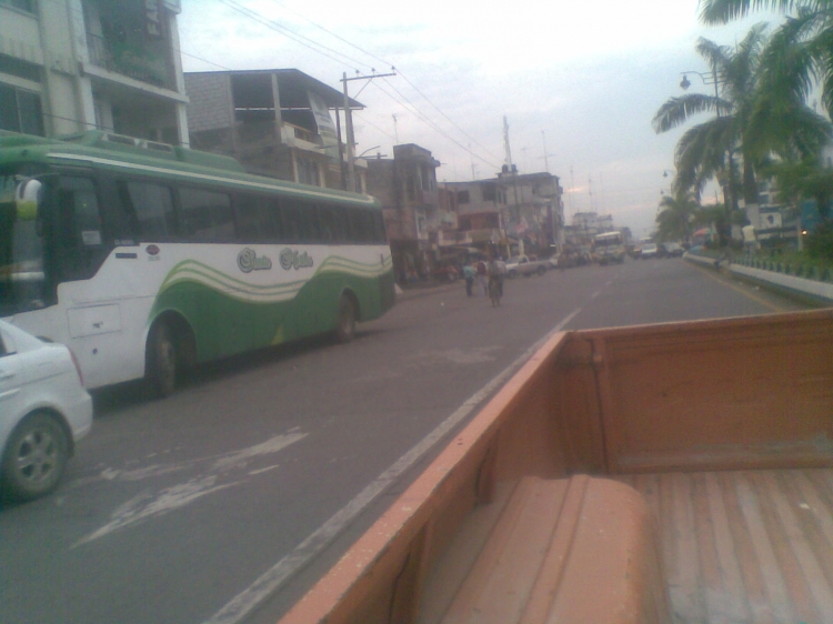 MERCEDES-BENZ O-400 (en Ecuador) - Santa Martha
ESTE BUS PERTENECIO A FLOTA IMBABURA 165
Palabras clave: SANTA MARTHA 01