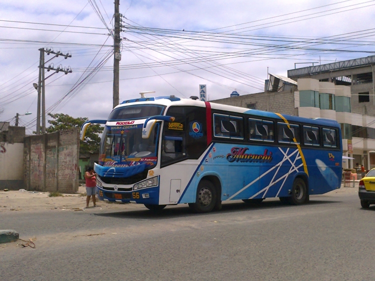 BUSSCAR (reformado en Ecuador) - Macuchi
EAH 272
BUSSCAR REFORMADO EN ECUADOR ADAPTACION A CHASIS MERCEDES AÑO DEL CHASIS 2006 
Fotografía: Juanca Durán
Palabras clave: MOVIL 56 