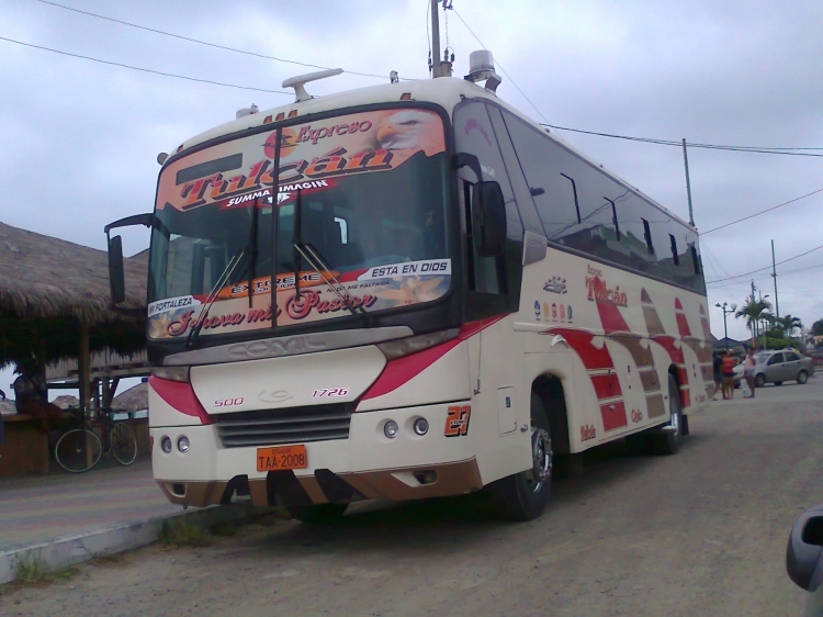 Juanca Durán / COMIL 
COMIL REFORMADO EN ECUADOR ADAPTACION A CHASIS HINO FG TAA 2008 
Palabras clave: MOVIL 27 