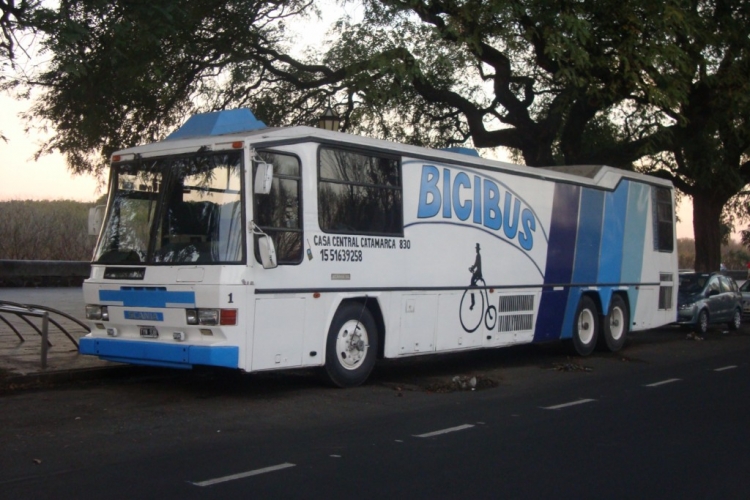 D.I.C. LD1014S Scania K112
C.1284165 - TYN938
http://galeria.bus-america.com/displayimage.php?pos=-14150
http://galeria.bus-america.com/displayimage.php?pos=-14151
http://galeria.bus-america.com/displayimage.php?pos=-14153
http://galeria.bus-america.com/displayimage.php?pos=-14154
Domingo en la reserva ecologica
