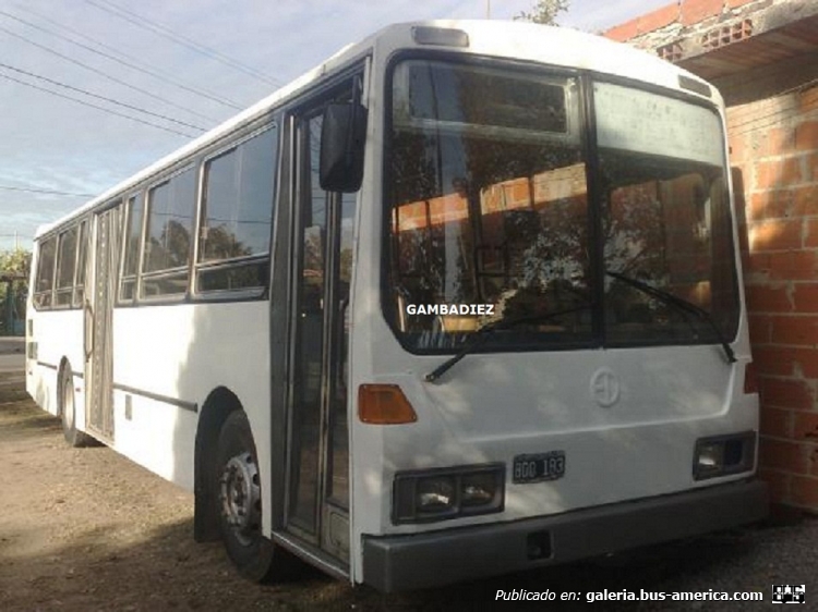 El Detalle OA 101 - El Detalle - Particular
BQO 183

Foto: "Truku" Hanessián
Colección: Charly Souto
Palabras clave: El Detalle OA 101 - El Detalle - Particular