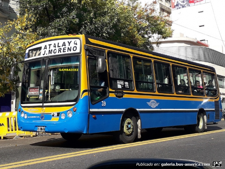Mercedes-Benz OH 1315 L-SB - Metalpar Tronador - La Cabaña
IDB 707
Línea 172 (Buenos Aires) - Interno 39
(Unidad recientemente renovada)

Foto: "Truku" Gambadiez
Colección: Charly Souto
Palabras clave: La Cabaña - Interno 39