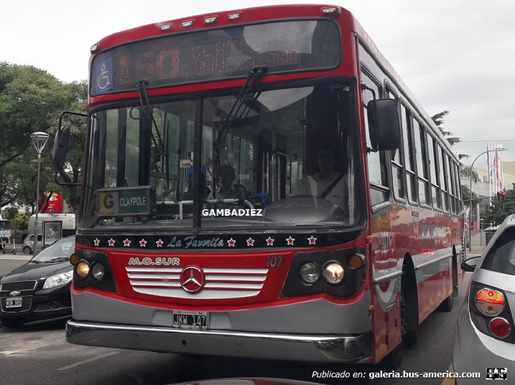 Mercedes-Benz OH 1618 L-SB - La Favorita Favorito GR - M.O.Sur
JKW 147
Línea 160 (Buenos Aires) - Interno 107

Foto: "Truku" Gambadiez
Colección: Charly Souto
Palabras clave: M.O.Sur - Interno 107