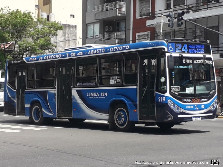 Mercedes-Benz OH 1621 L-SB - Metalpar Iguazú Nueva Generación - Transporte Automotor Callao
AD 463 WH
Línea 124 (Buenos Aires) - Interno 219
Ex línea 68 (Buenos Aires) - Interno 34
(Recién llegado de su línea de origen)

Foto: "Truku" Gambadiez
Colección: Charly Souto
Palabras clave: Transporte Automotor Callao - Interno 219
