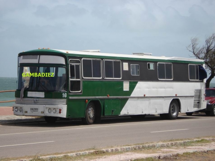 Marcopolo III (en Uruguay) - MOTORHOME
EMA 7853
Foto: "Truku" Gambadiez
Colección: Charly Souto
Palabras clave: MOTORHOME