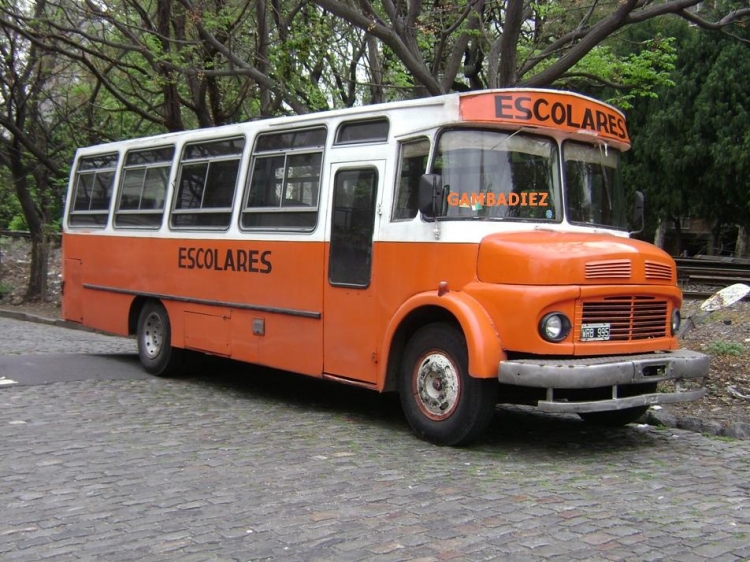 ESCOLARES
C.1631598 - WRB 995
Palabras clave: ESCOLARES
